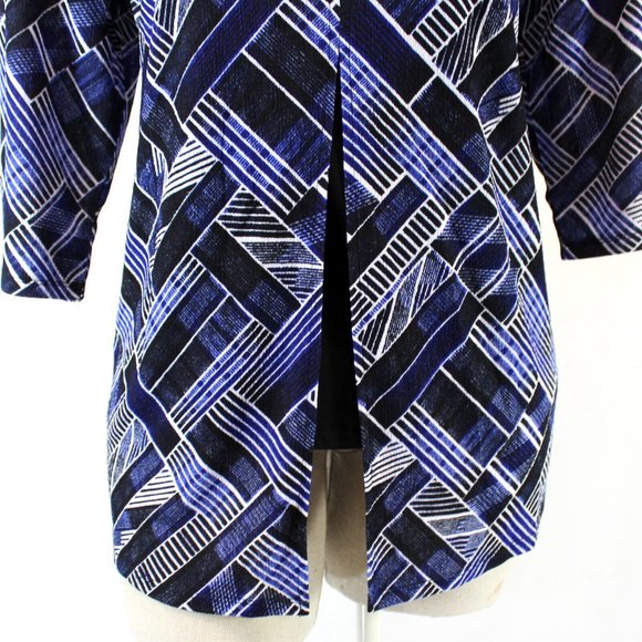 Catherines Anywear Blue Abstract Print Striped Top Blouse 4X 30/32W NWOT - Picture 2 of 4